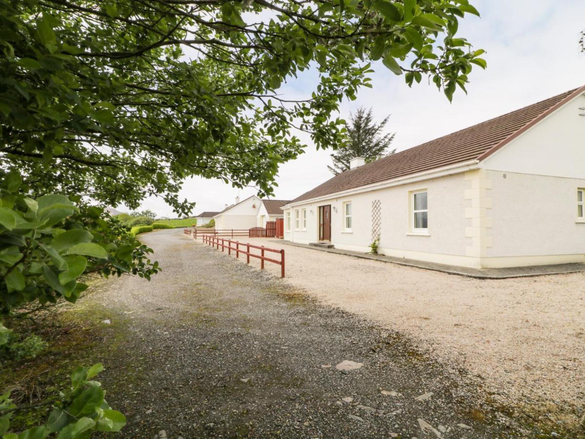 Creeslough View Villa Екстериор снимка
